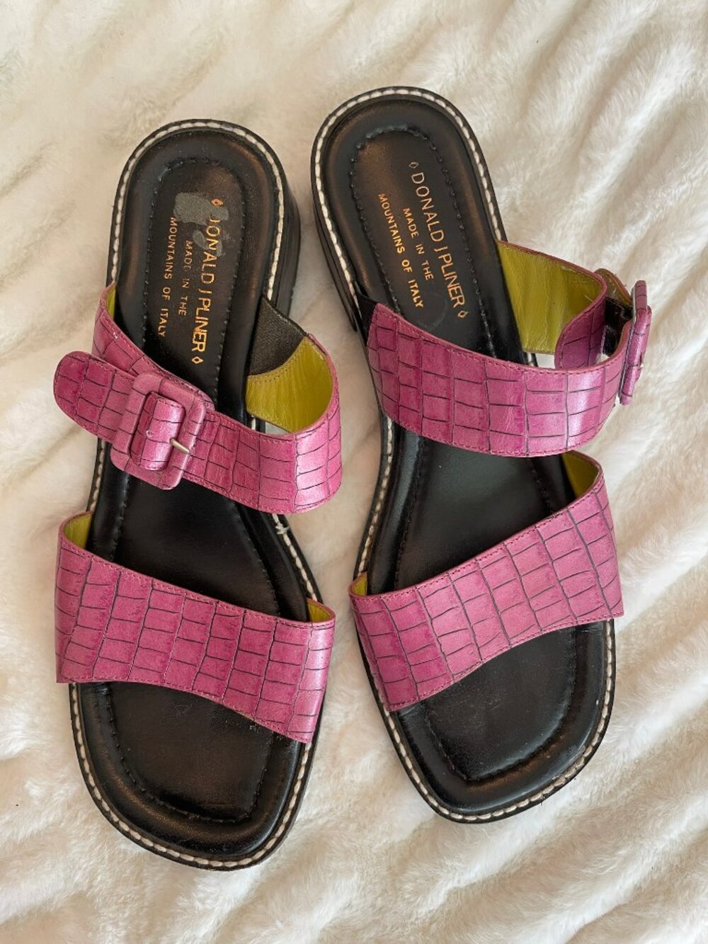 sandal